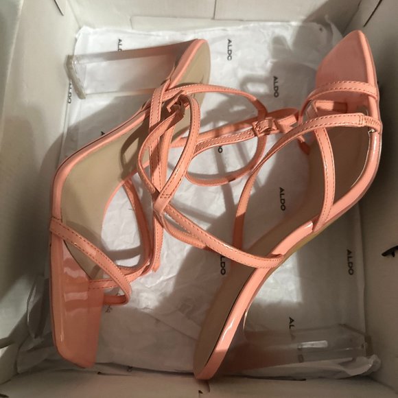 Pink Sqaure Sandal Block heels - Picture 13 of 14